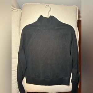 ALO Yoga Weekender Sweater